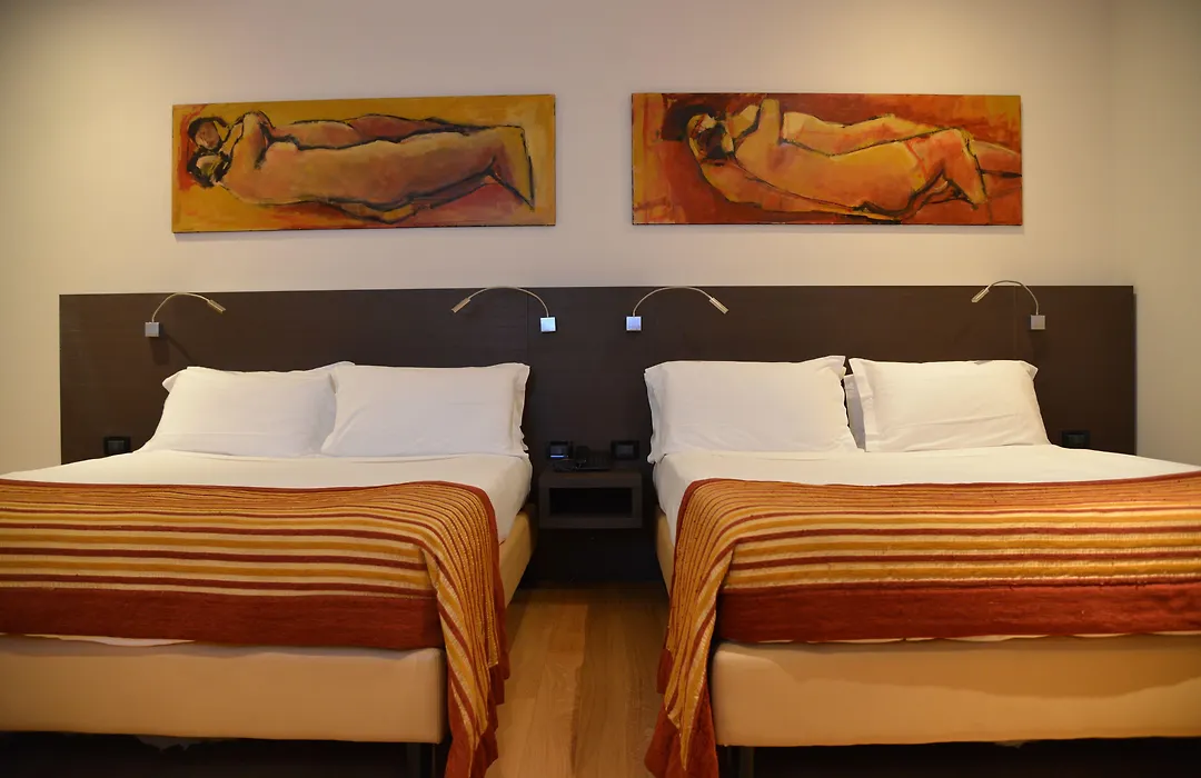Hotel Diamante-1